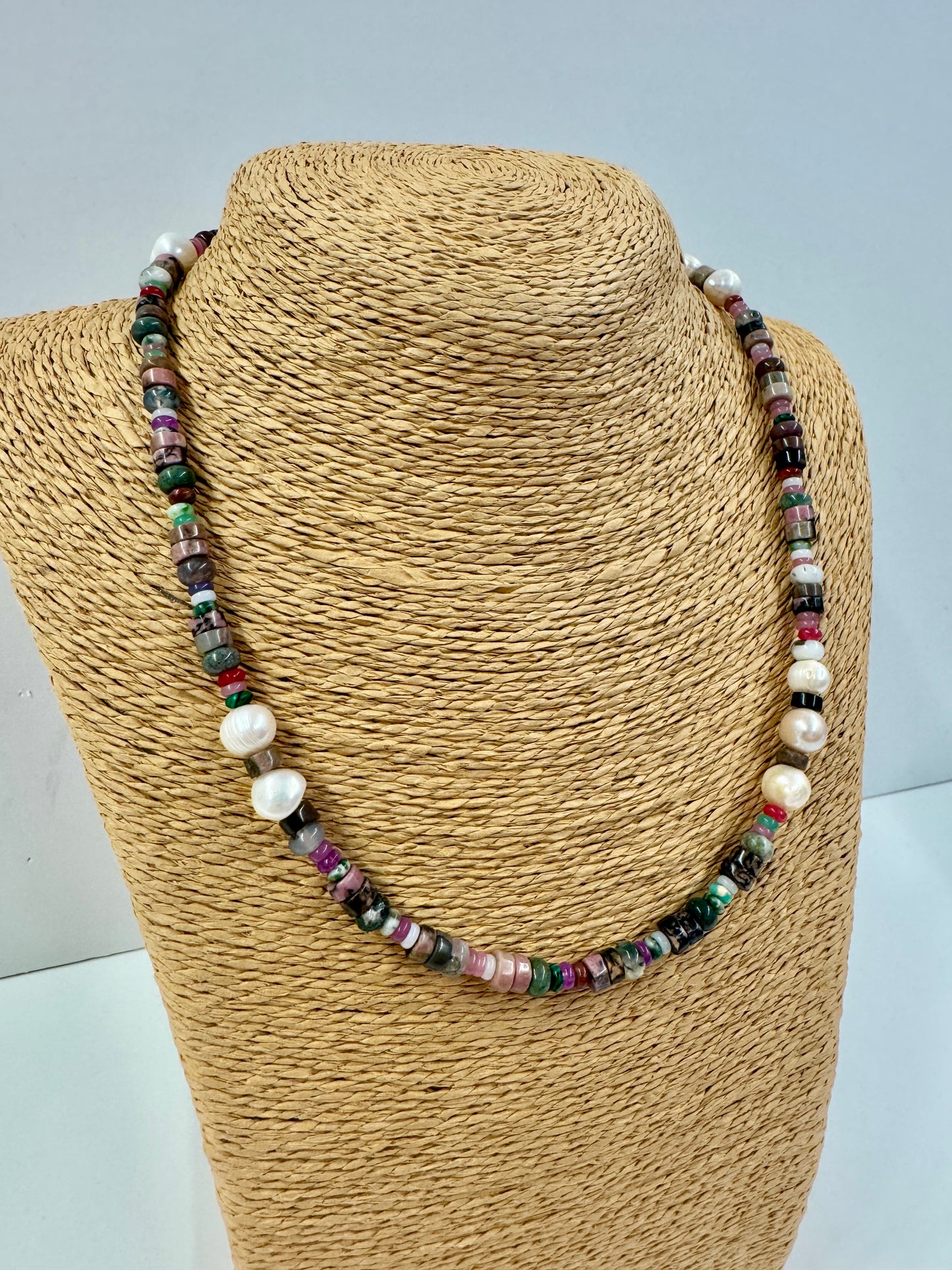 Neutral slice necklace